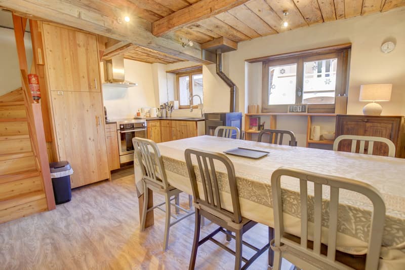 In the old village of Nendaz, semi-detached house with great character! (11)