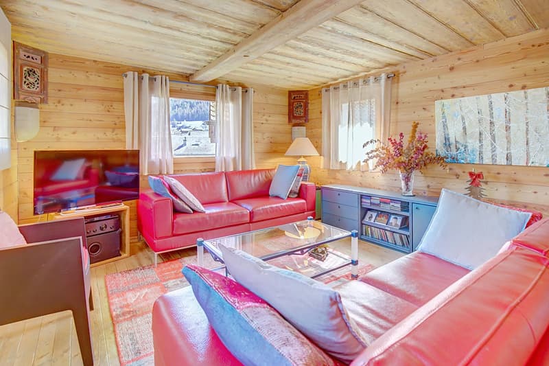 In the old village of Nendaz, semi-detached house with great character! (1)