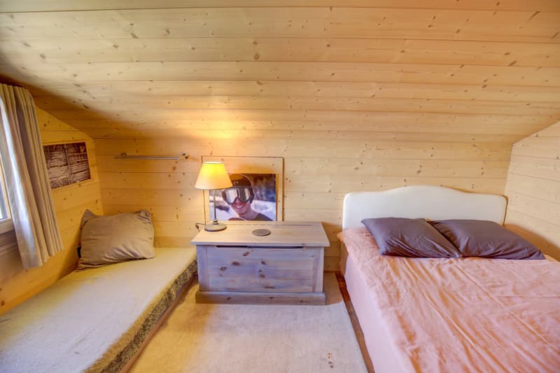 In the old village of Nendaz, semi-detached house with great character! (7)