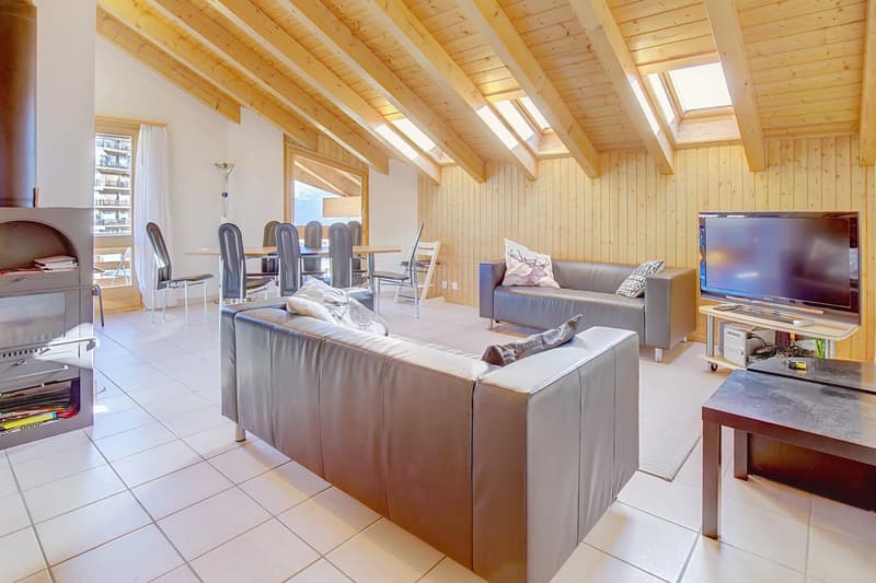 Bright duplex in the center of Nendaz Station! (1)