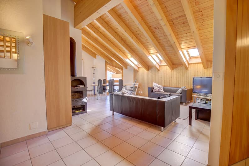 Bright duplex in the center of Nendaz Station! (6)