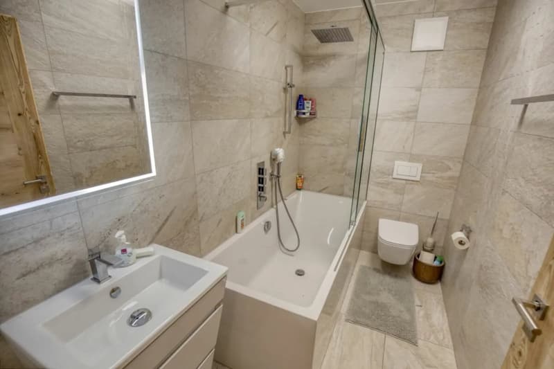 Luxury 3 bedroom apartment in very good condition for sale in Haute-Nendaz! (9)
