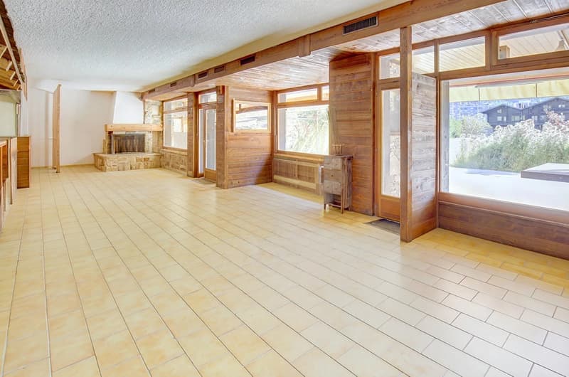 Exceptional opportunity in Siviez (Nendaz), to renovate! (2)