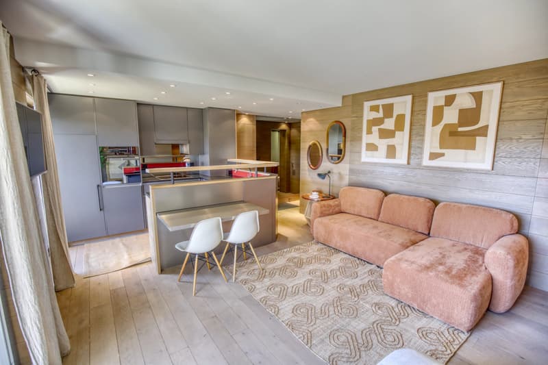 1-Zimmer-Wohnung hochwertig - renoviert mit großer Terrasse, in Crans! (2)