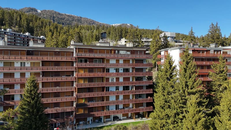 1-Zimmer-Wohnung hochwertig - renoviert mit großer Terrasse, in Crans! (12)