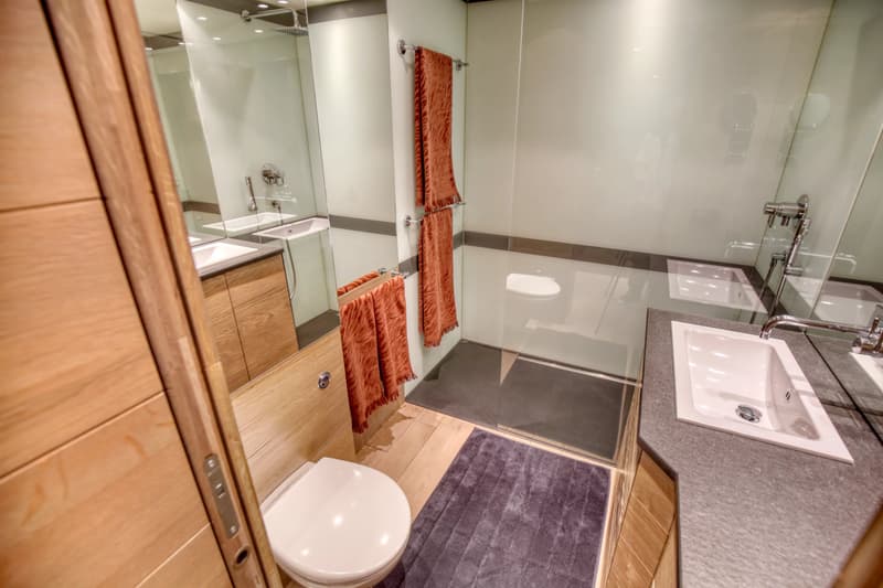 1-Zimmer-Wohnung hochwertig - renoviert mit großer Terrasse, in Crans! (9)