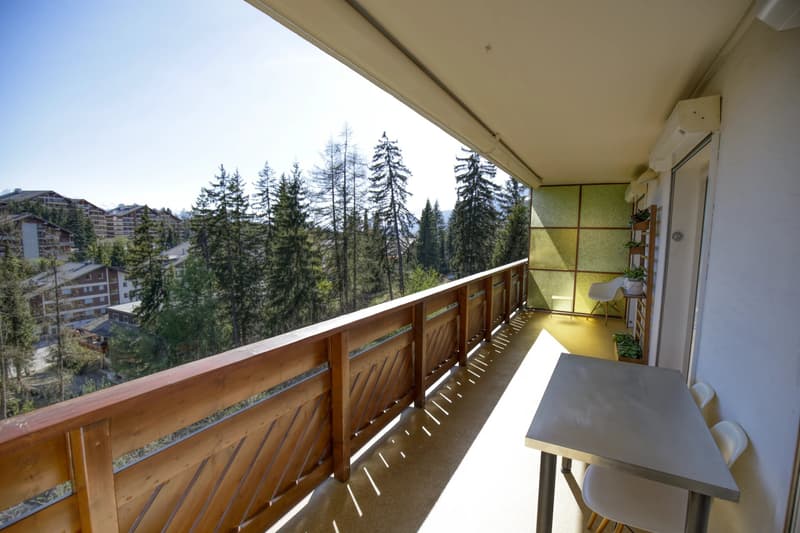 1-Zimmer-Wohnung hochwertig - renoviert mit großer Terrasse, in Crans! (11)