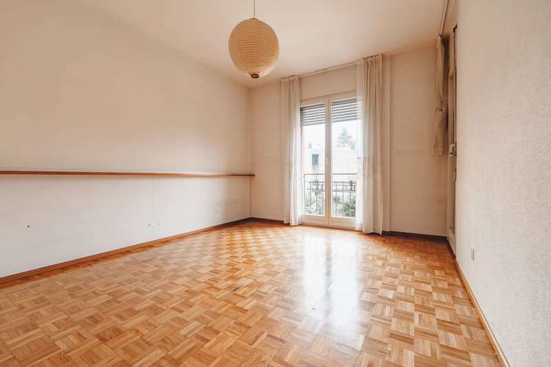 Charming Semi-Detached House with 5.5 Rooms in Chiasso – Available Immediately! (7)