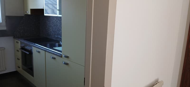 Appartement de 3,5 pièces à louer à Chiasso – Disponible immédiatement (8)