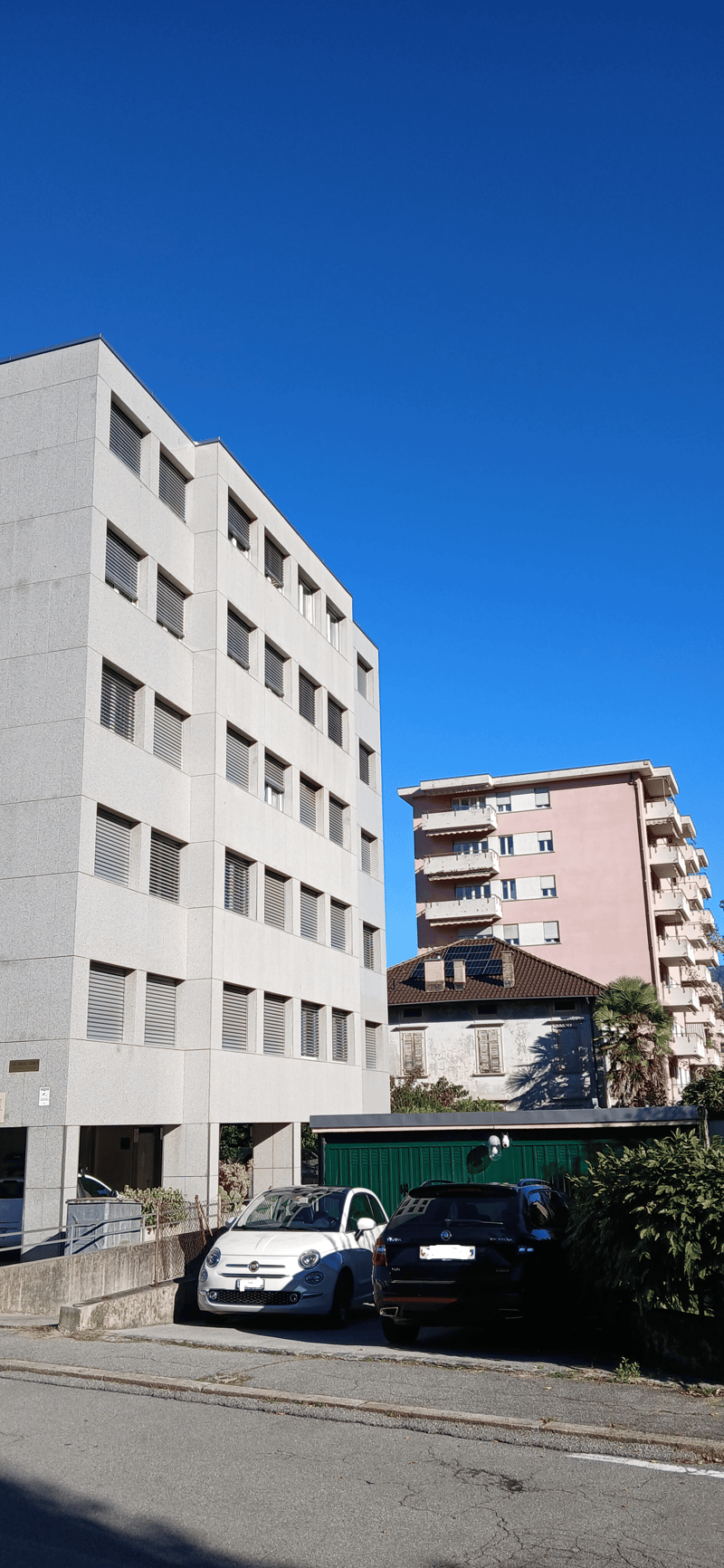 Appartement de 3,5 pièces à louer à Chiasso – Disponible immédiatement (2)