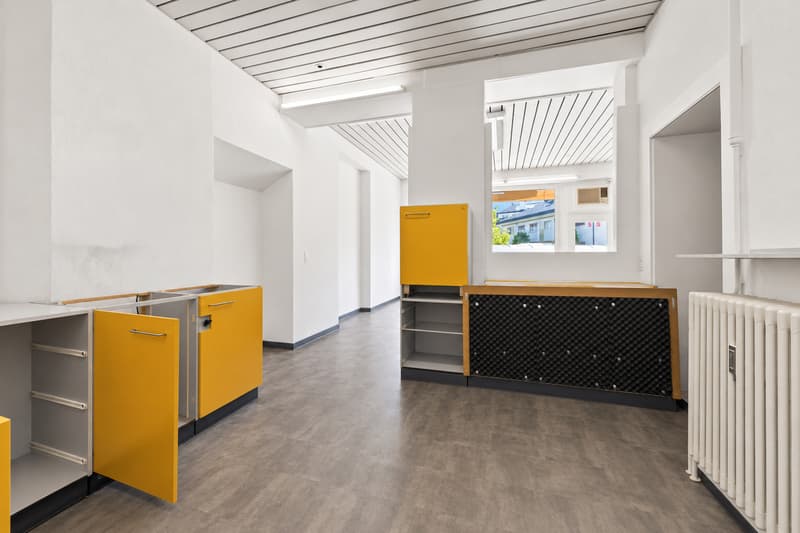 Local commercial - milieu - B3 sur le plan