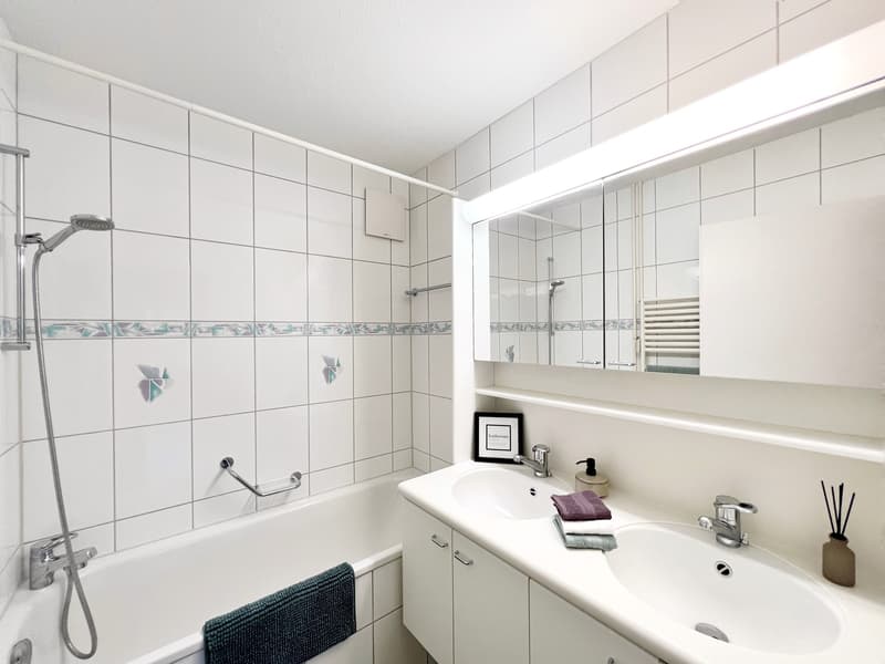Schöne 3.5-Zimmerwohnung mit Balkon (4)