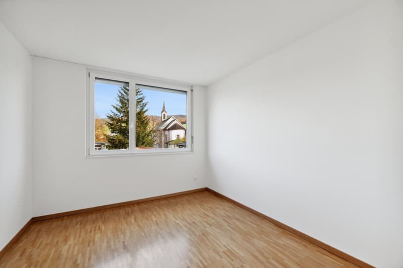 Modern apartment seeking new tenants (6)