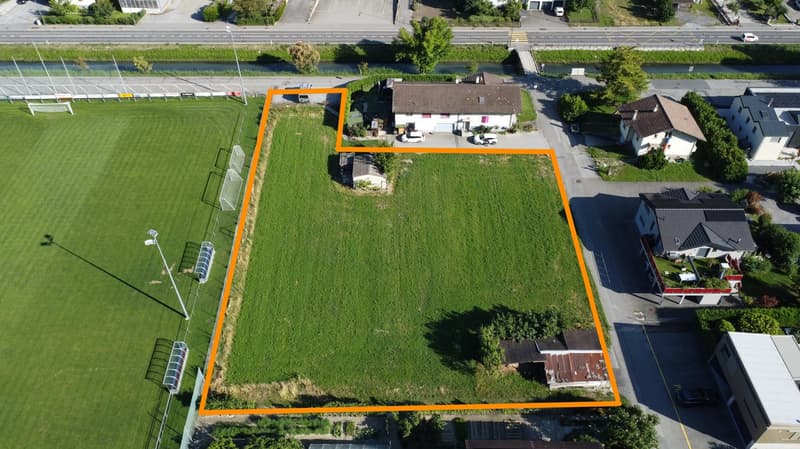Baugrundstück von 3’215 m² in Fully – Villen oder Gebäude – Teilung möglich (2)