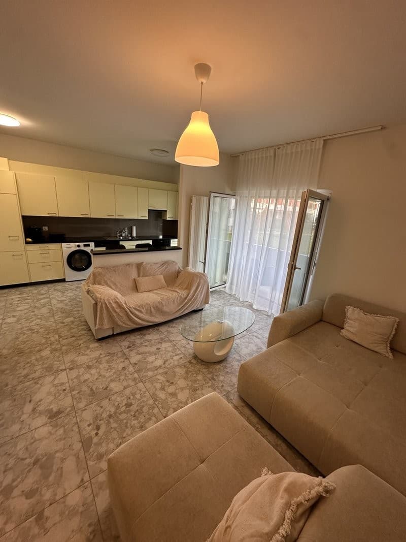 Helle 3-Zimmer-Wohnung mit Balkon in Zürich-Schwamendingen (1)
