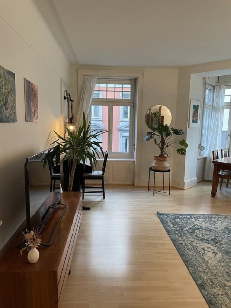 2.5-Zimmer-Wohnung mit Balkon in Luzern (4)