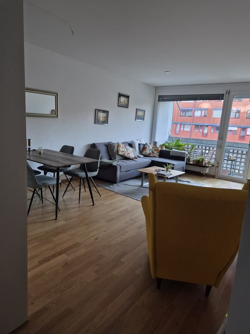 Helle 3-Zimmer-Wohnung mit Balkon an zentraler Lage in Bern (1)