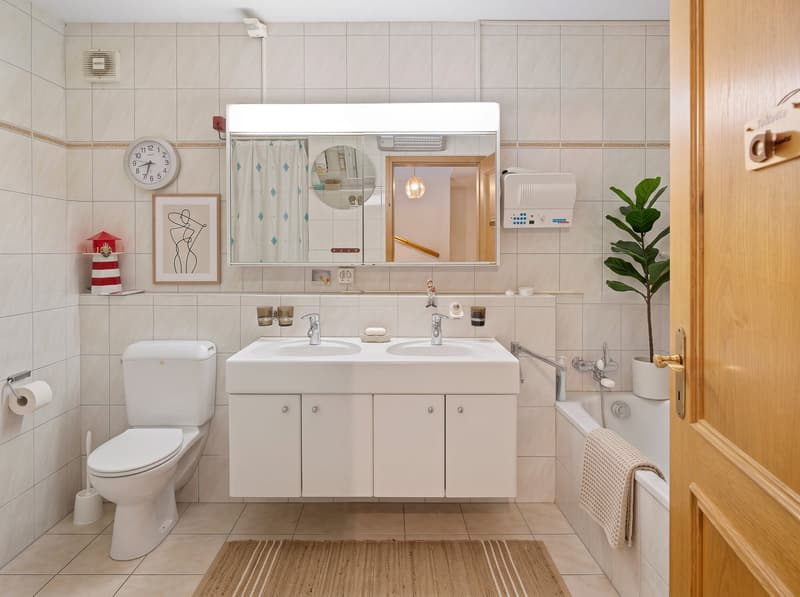 Familienoase in attraktivem Wohnquartier - mit zwei Extra-Räumen (12)