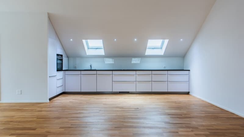 GEMÜTLICHE WOHNUNG MIT EXKLUSIVER DACHTERRASSE (4)