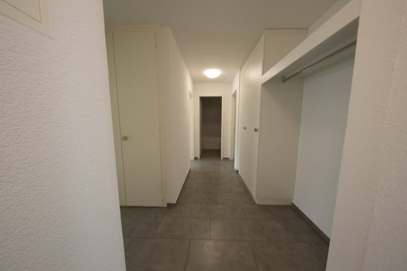 LICHTDURCHFLUTET MIT 2 BALKONE (6)