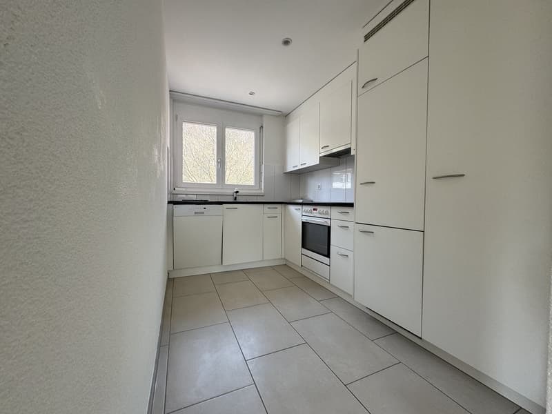GEMÜTLICHE 4.5 ZIMMER-WOHNUNG IN BUBENDORF (6)
