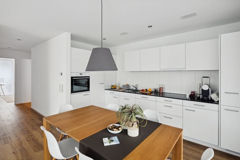 MODERNE, GROSSZÜGIGE WOHNUNG IN BISCHOFSZELL (3)