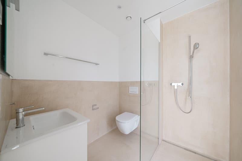 MODERNE WOHNUNG IN DER NÄHE DES BODENSEES (9)