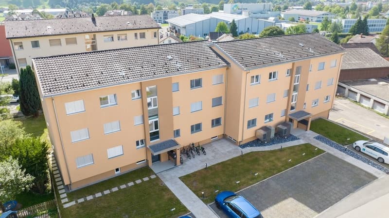TOLLE ATTIKAWOHNUNG MIT GROSSEM BALKON ZU VERMIETEN (3)