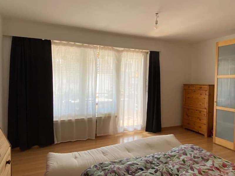 Helle 5-Zimmer-Wohnung mit Seeblick in Thalwil (5)