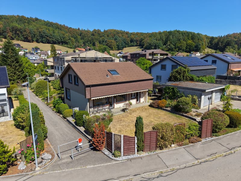 6.5-Zimmer-Einfamilienhaus an ruhiger Lage mit idealem Sonnenverlauf (1)
