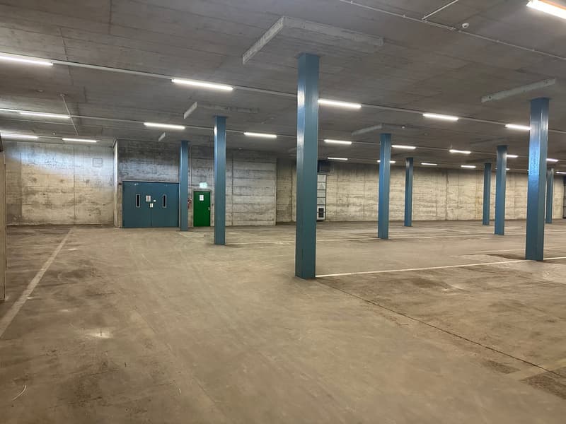 Lagerfläche an der Industriestrasse 36 in Lenzburg zu vermieten (2)