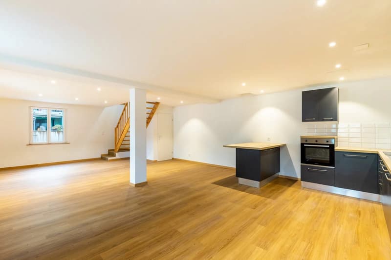 Frisch renoviertes 3.5-Zi.-Doppeleinfamilienhaus in Kollbrunn mieten (3)