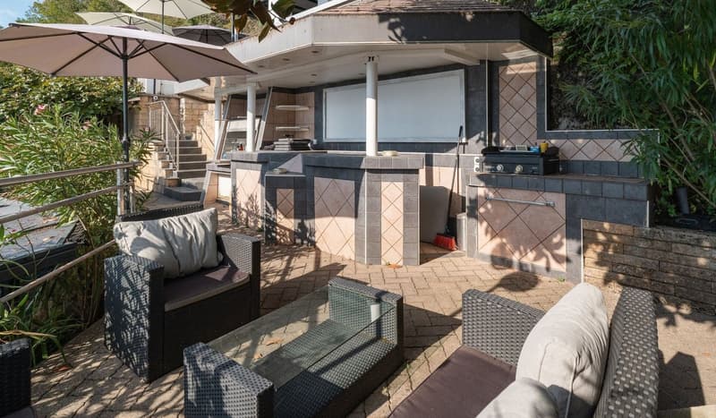 Maison de caractère avec 3 logements et vue panoramique sur le Léman (12)