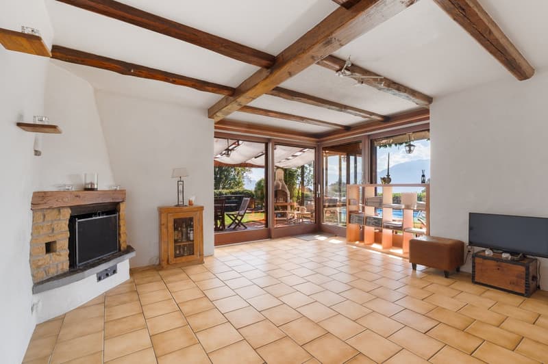 Duplex de caractère dans une ferme du XIXe siècle, face au Léman et aux Alpes (7)