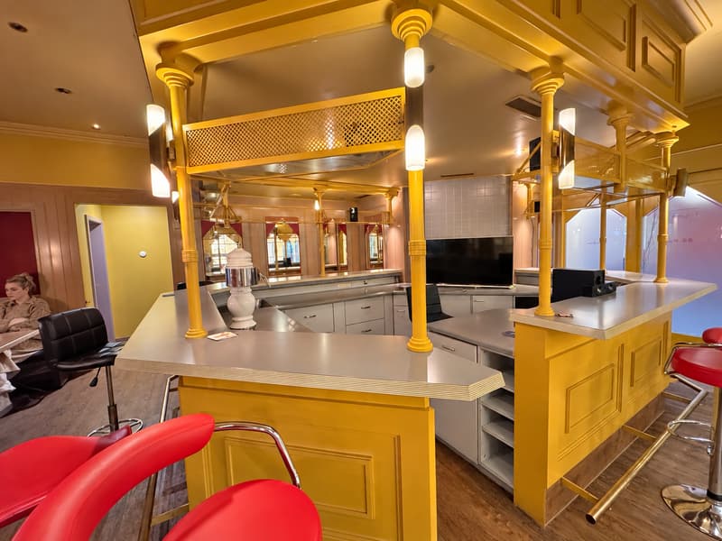 Restaurant mit Bar, Fumoir und Terrasse –   ca. 250 Sitzplätze in Bern zu Vermieten (10)
