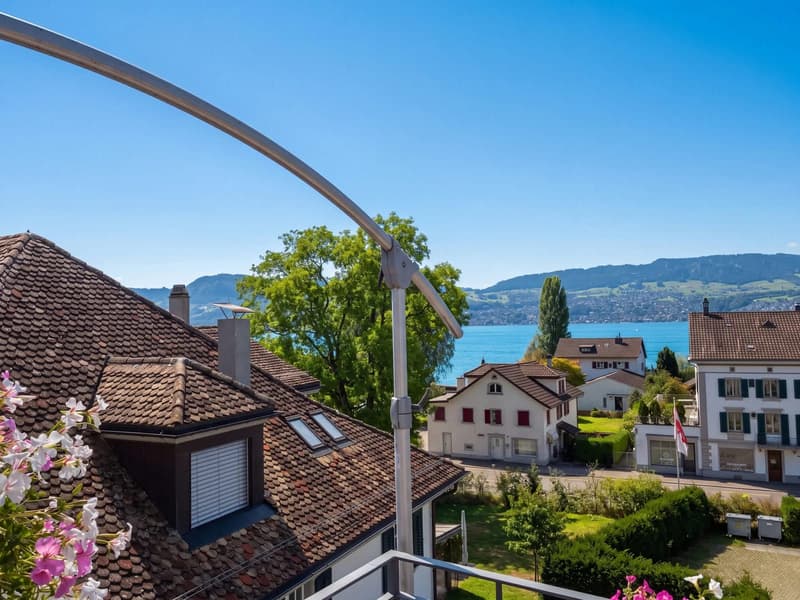 4.5-Zimmer-Maisonette mit Seesicht in Stäfa (4)