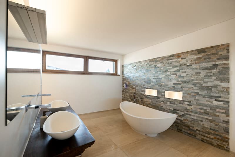 7.5-Zimmer-Villa mit Pool und Garten in Altstätten (9)