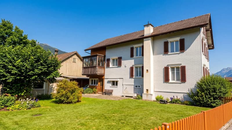 8-Zimmer-Einfamilienhaus mit Garten in Buchs SG kaufen (2)