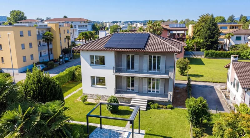 Kernsaniertes Zweifamilienhaus in Ascona (1)