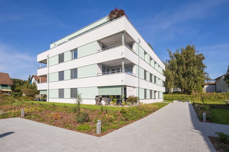 2.5 ZIMMERWOHNUNG AN RUHIGER LAGE (2)