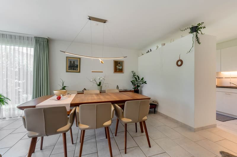 Wohnen wie im Einfamilienhaus – Gartenwohnung mit grossem Umschwung (2)