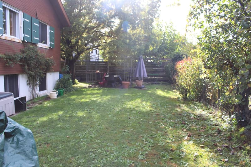Emplacement de rêve proche du lac pour ce chalet modernisé, confortable et économe en énergie (9)