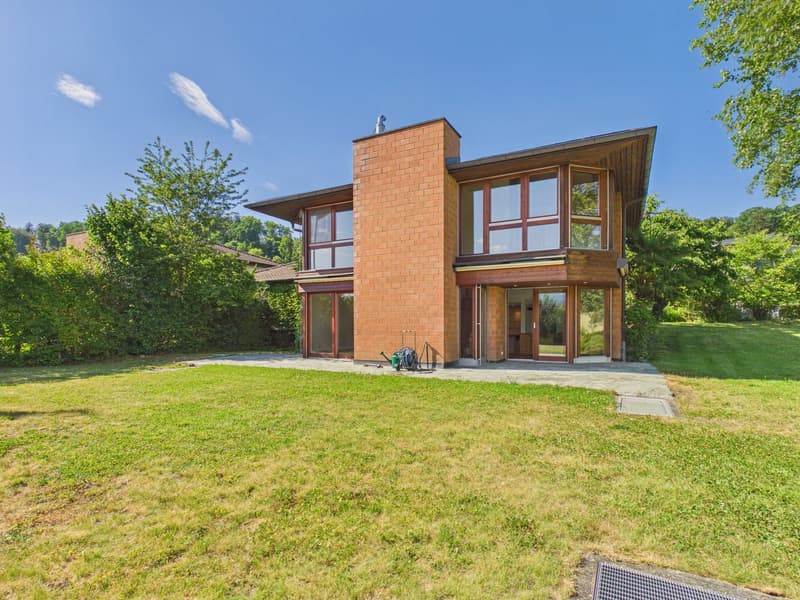 10.5-Zimmer-Einfamilienhaus mit Aussicht (12)