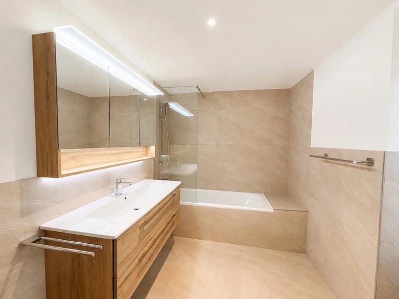 *RESERVIERT* Grosszügige 5.5-Zimmer-Maisonette - 177 m² Wohnfläche & zwei Balkone (11)