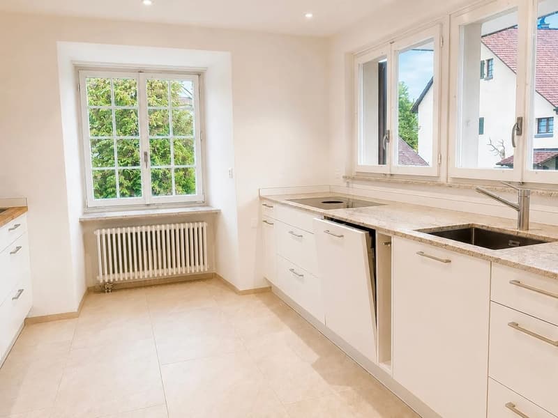 *RESERVIERT* Grosszügige 5.5-Zimmer-Maisonette - 177 m² Wohnfläche & zwei Balkone (3)