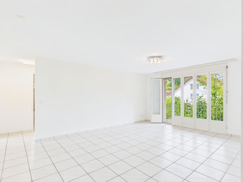 Gepflegte 4.5-Zimmer-Etagenwohnung in Hornussen (3)