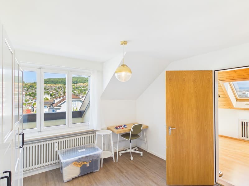 Geräumige Attikawohnung an bester Lage in Frenkendorf (10)