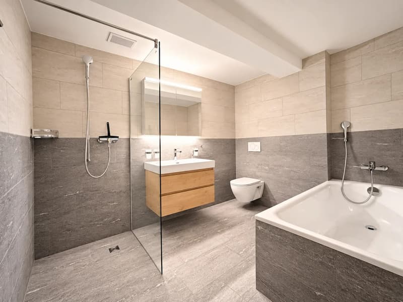 Frisch renovierte 3.5-Zi.-Wohnung in Hinteregg mieten (3)