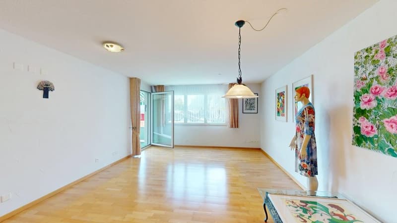 Helle 2-Zimmer-Wohnung mit Balkon in Walenstadt kaufen (2)