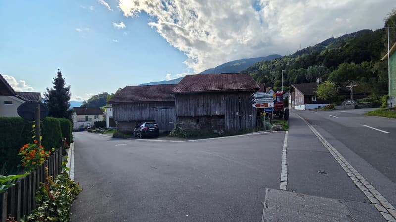 *Projektstudie vorhanden* Attraktives Bauland in der Kernzone von Wangs (2)